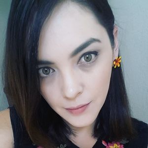 Meet your Posher, Fatima